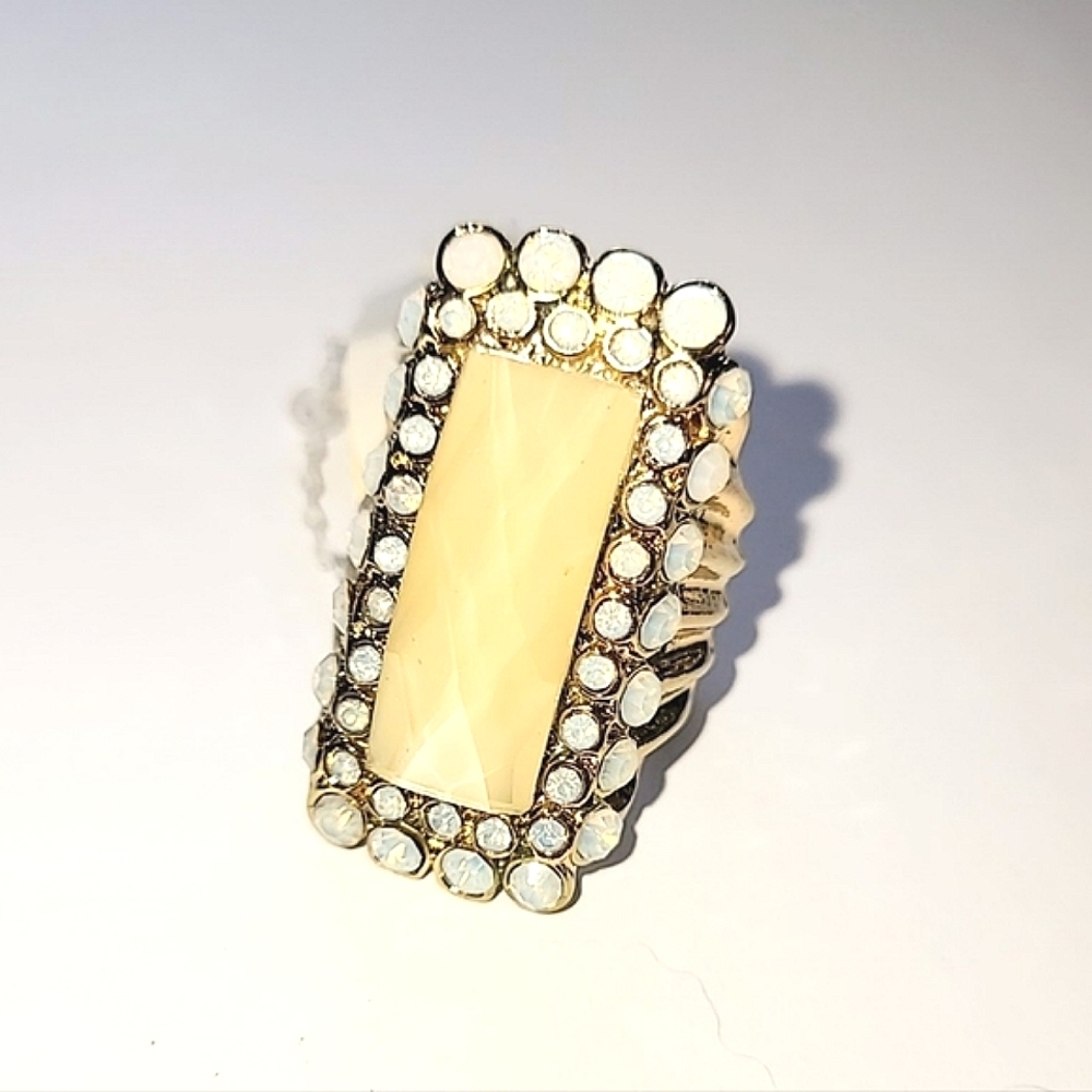 STRETCHY RING LOT - OWL, FLOWER, YELLOW STONE - ALL NWT - Picture 2 of 6